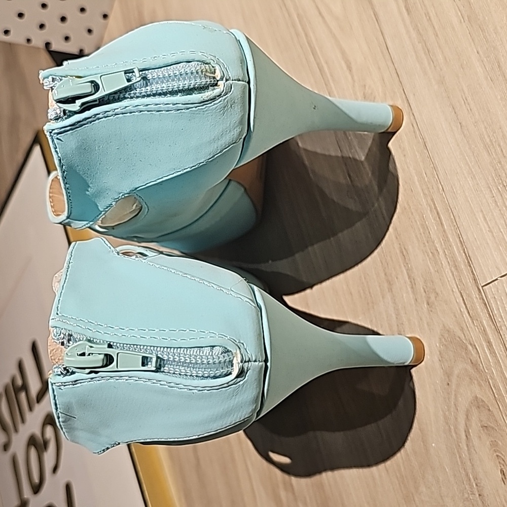 Mint Pumps - image 3